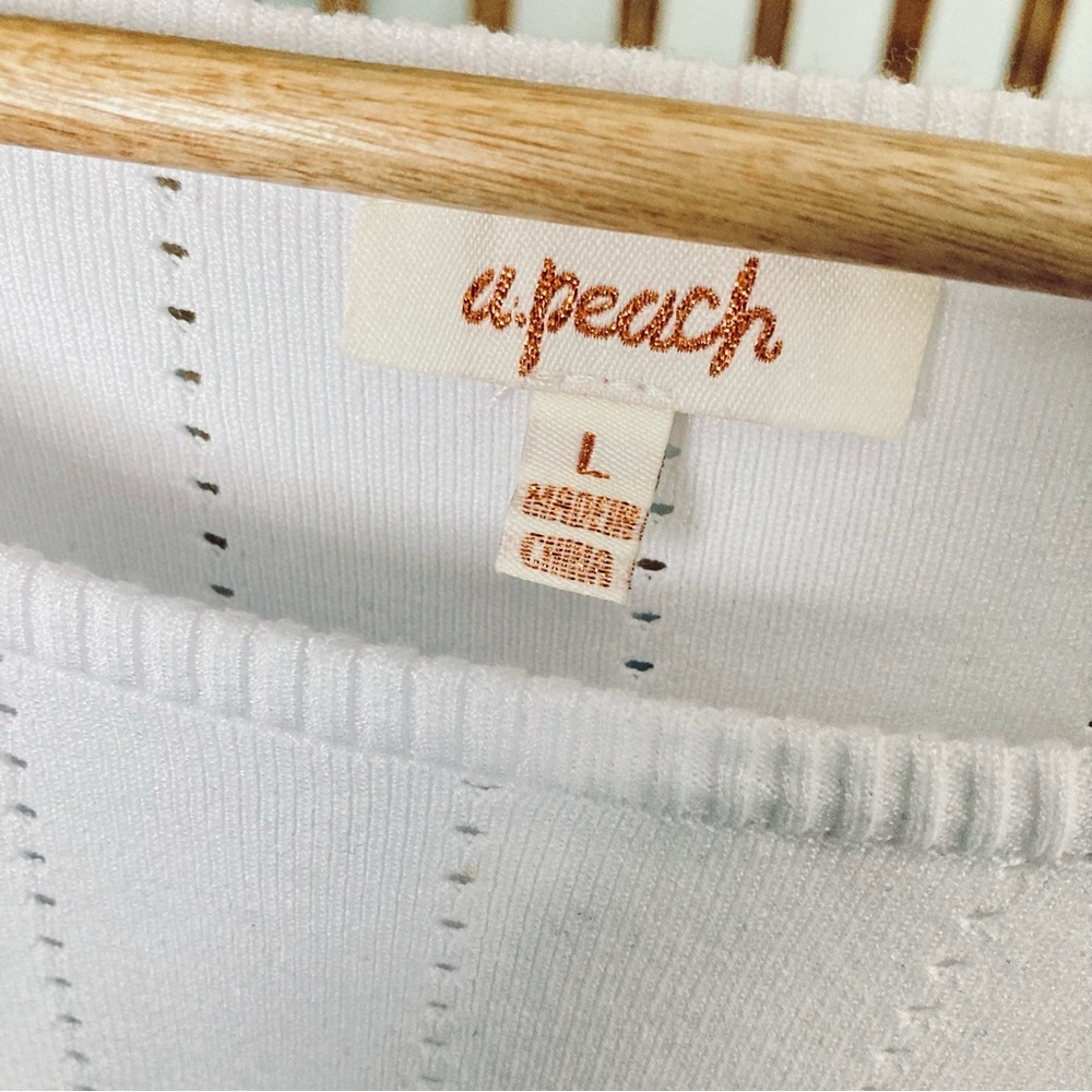 🍑A Peach White Pointelle Tee Lace Flutter Sleeve Top Scalloped Bottom Size L - Picture 3 of 6